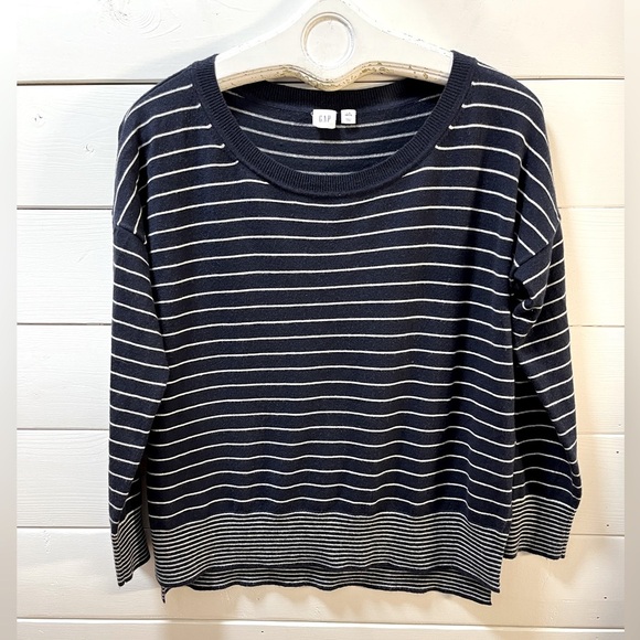 GAP Navy Blue and White Striped Sweater - Size L Petite - Picture 1 of 9